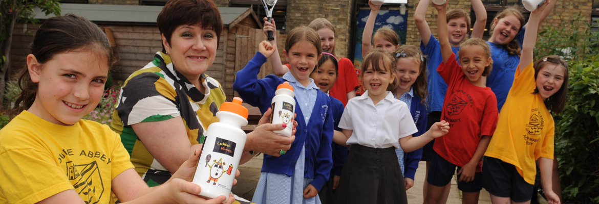 Larkfleet Helps Bourne Pupils Stay Refreshed With Water Bottle Design Competition and Donation